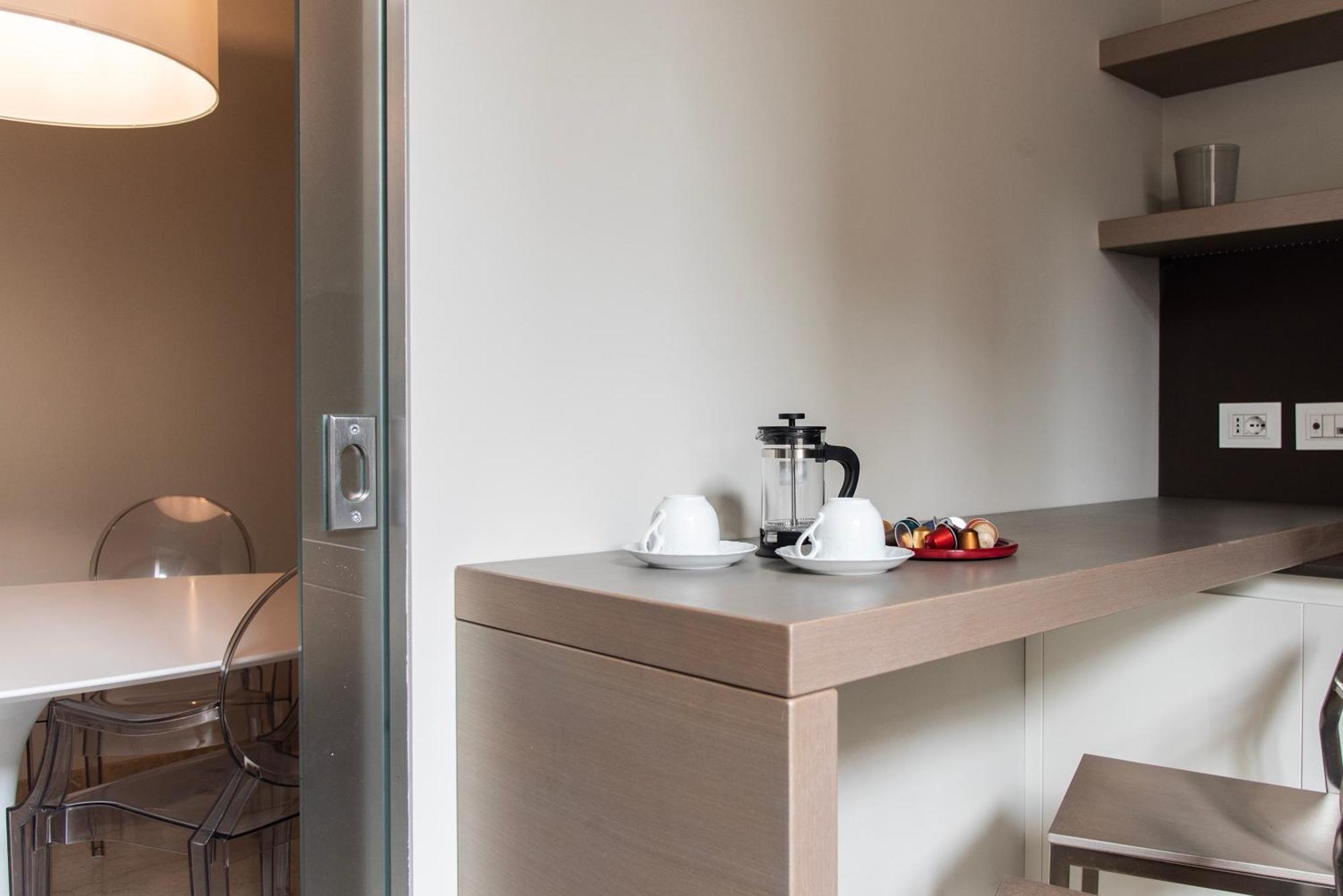 Youhosty - Chinatown Bright And Luxury Apartment Milán Exterior foto